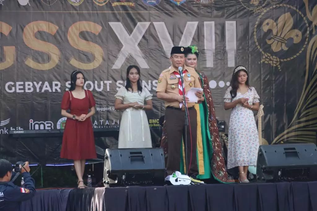 Sekilas Tentang Dayeuhluhur