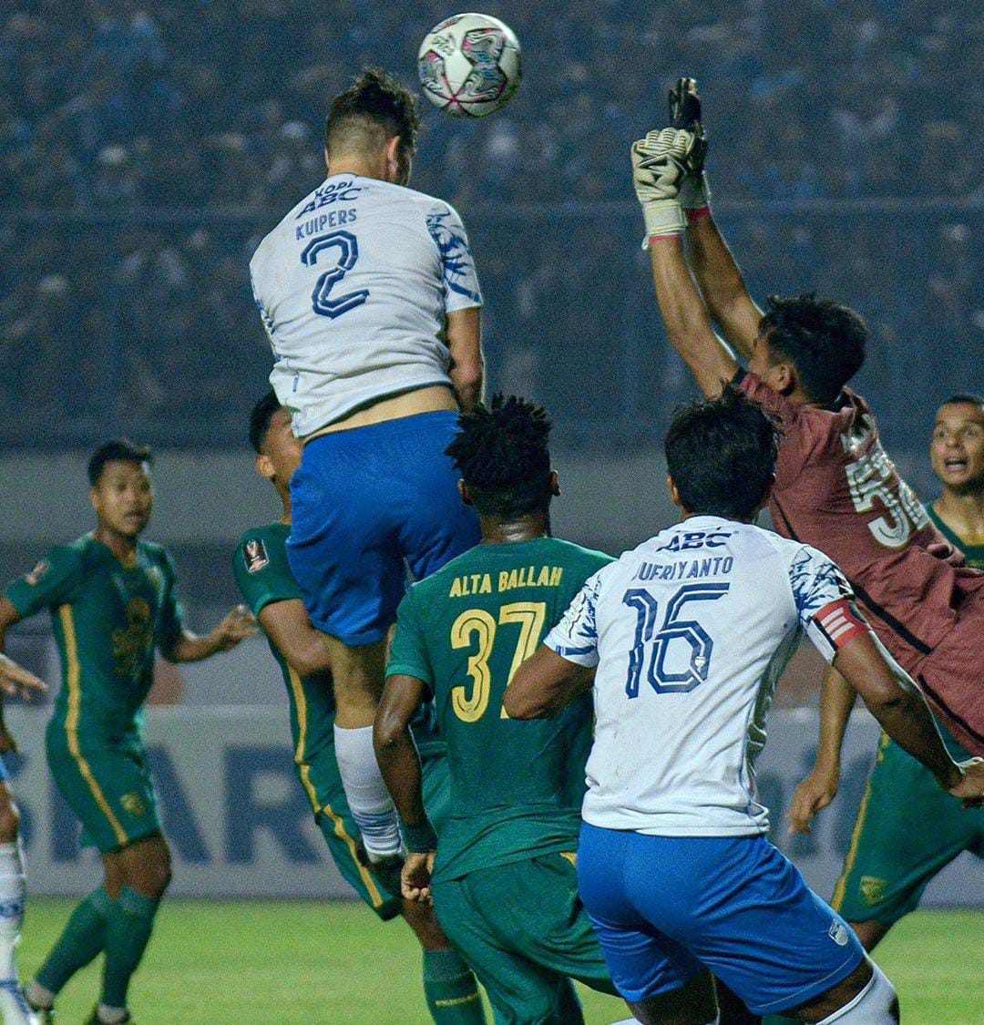 Sekilas Tentang Dayeuhluhur