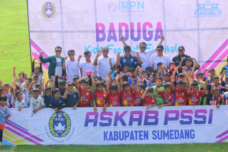 Sekilas Tentang Dayeuhluhur