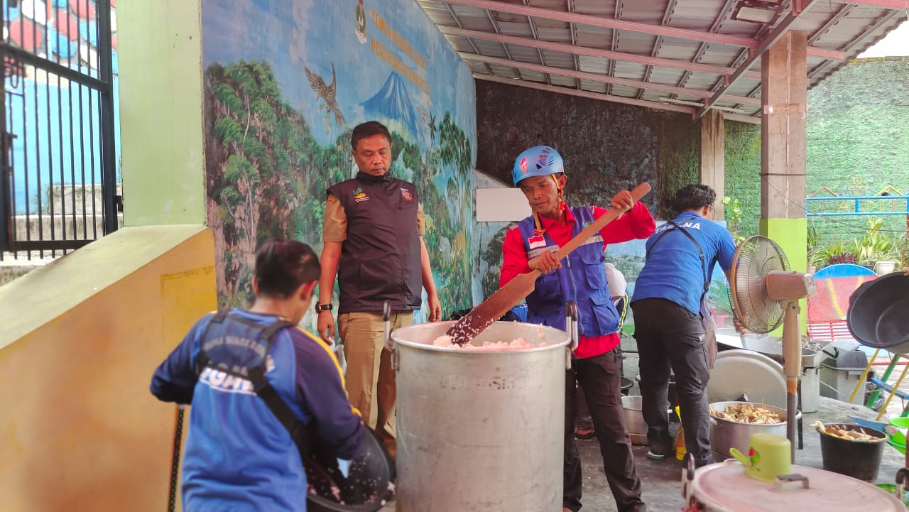 Sekilas Tentang Dayeuhluhur
