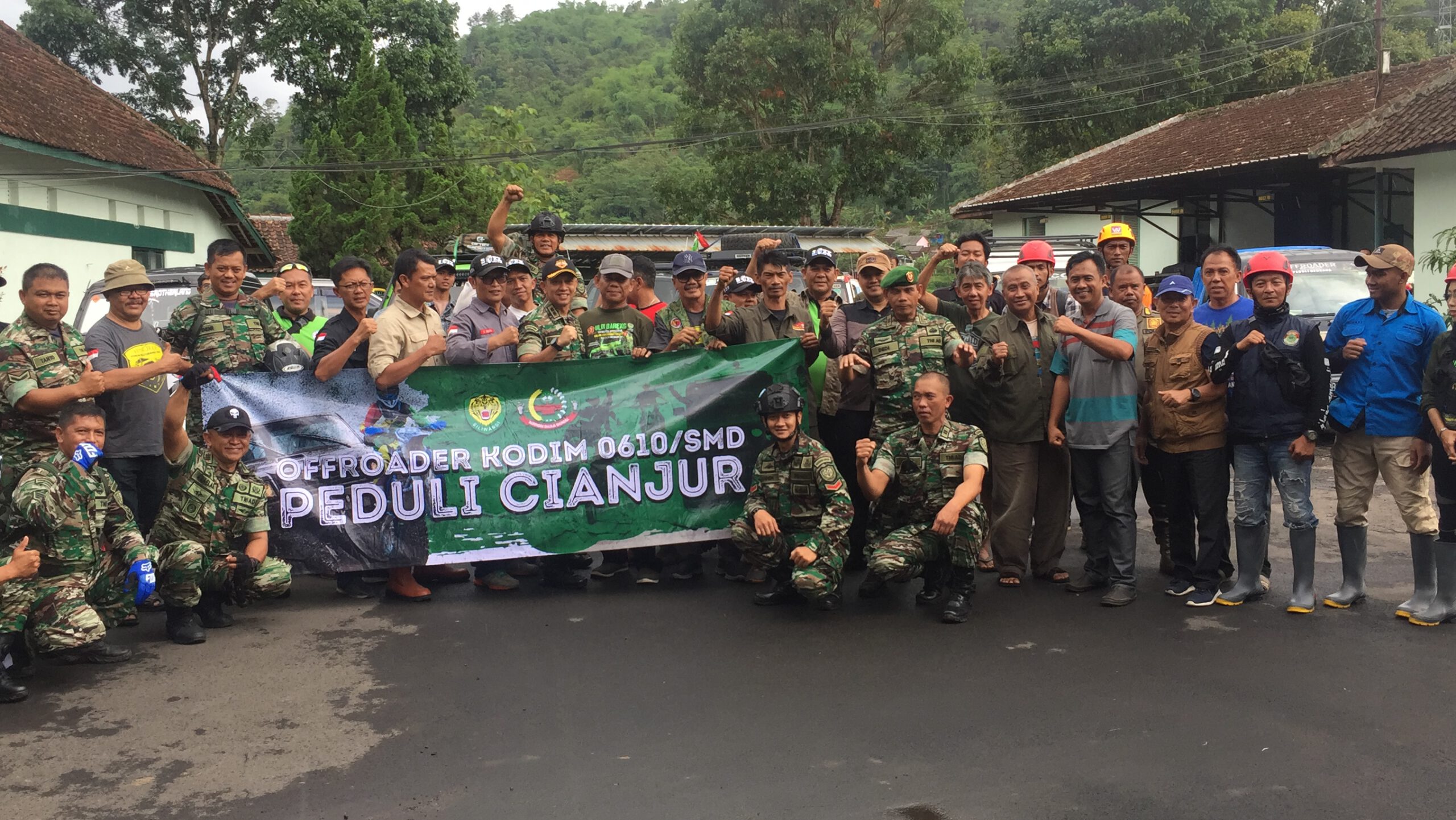 Sekilas Tentang Dayeuhluhur