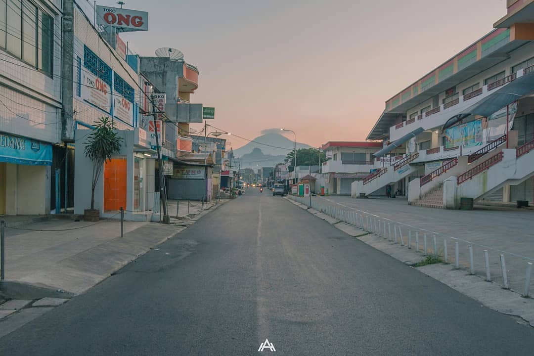 Sekilas Tentang Dayeuhluhur