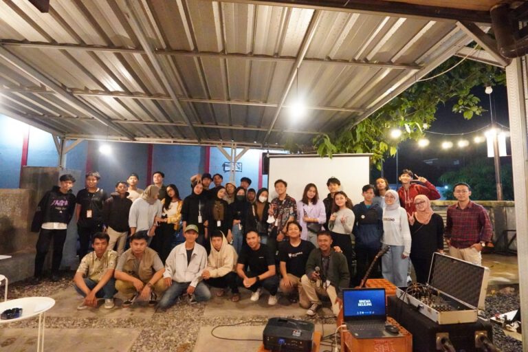 Sekilas Tentang Dayeuhluhur