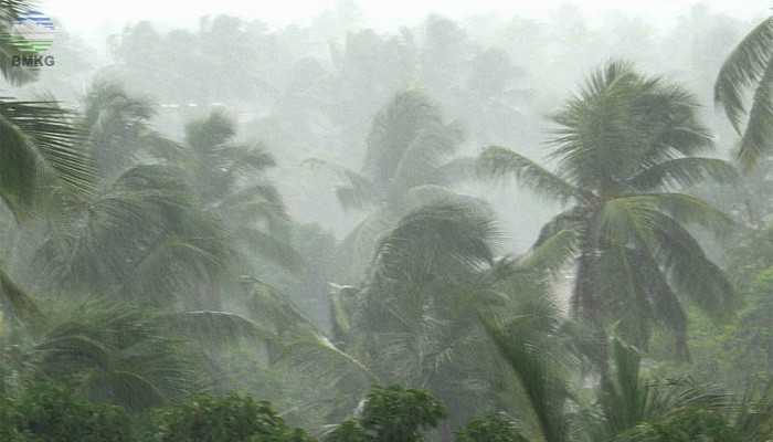 Sekilas Tentang Dayeuhluhur