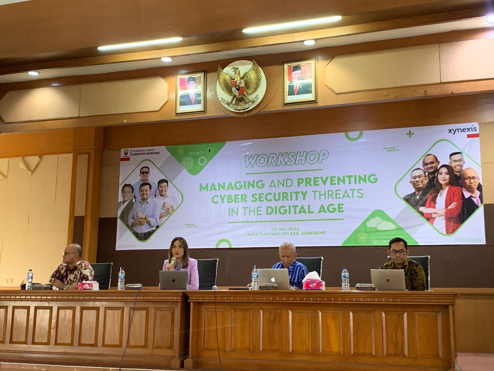 Sekilas Tentang Dayeuhluhur