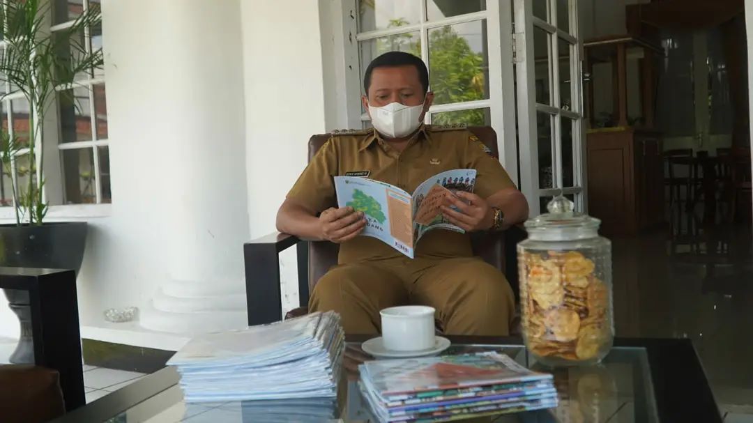 Sekilas Tentang Dayeuhluhur