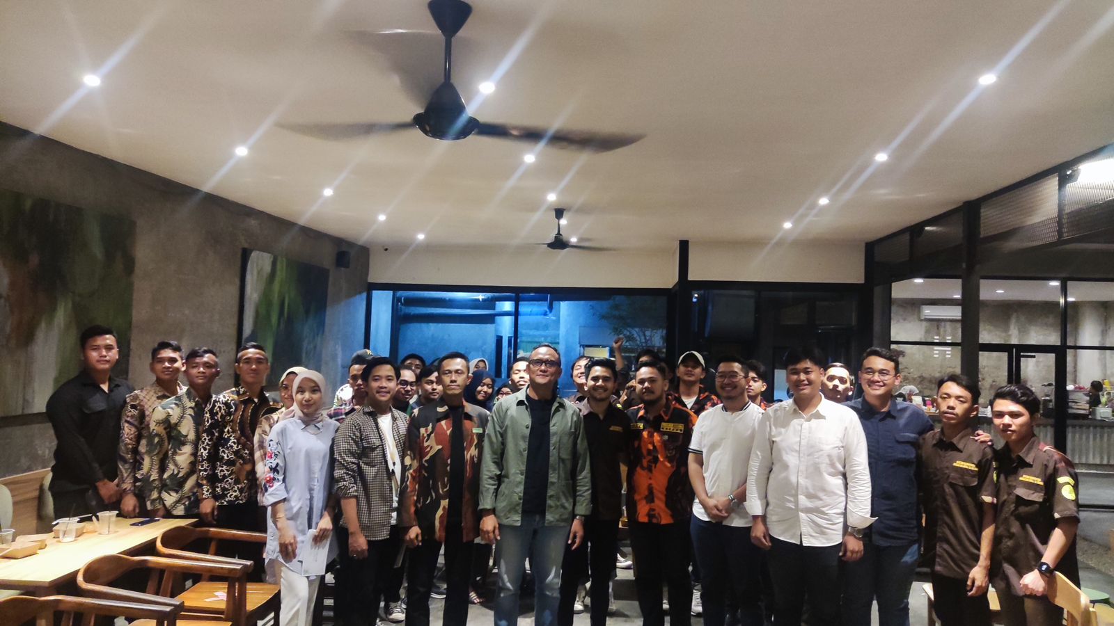 Sekilas Tentang Dayeuhluhur