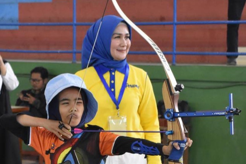 Sekilas Tentang Dayeuhluhur