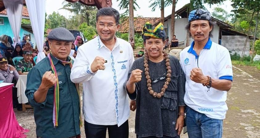 Sekilas Tentang Dayeuhluhur