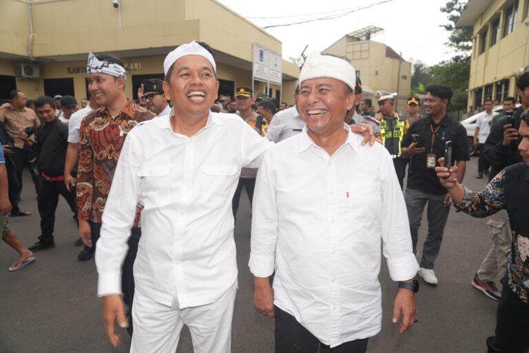 Sekilas Tentang Dayeuhluhur