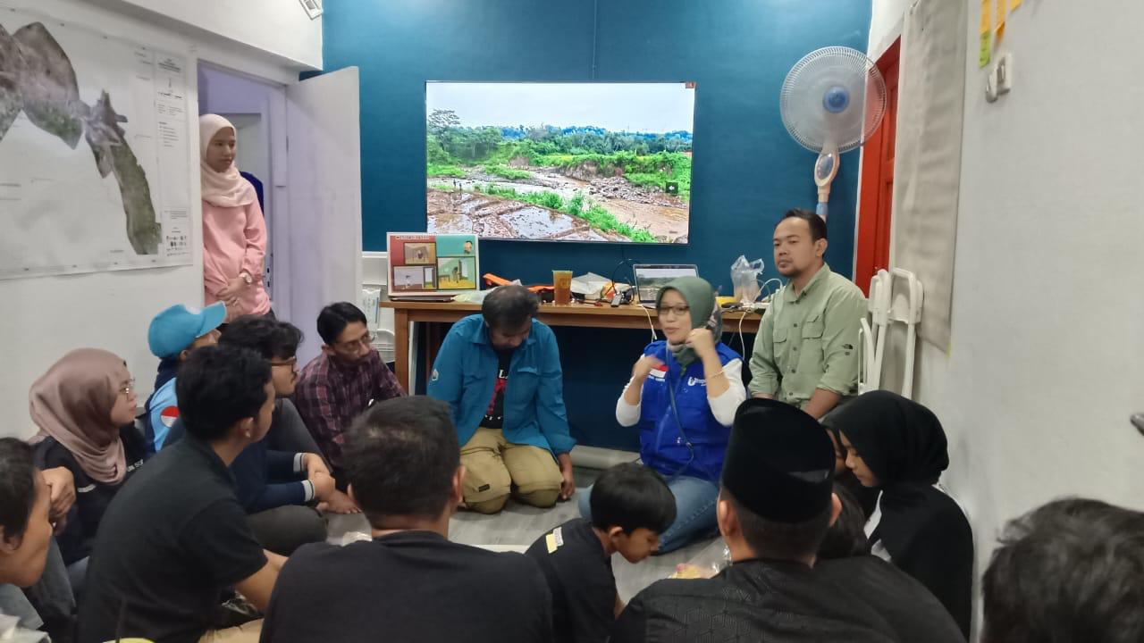 Sekilas Tentang Dayeuhluhur