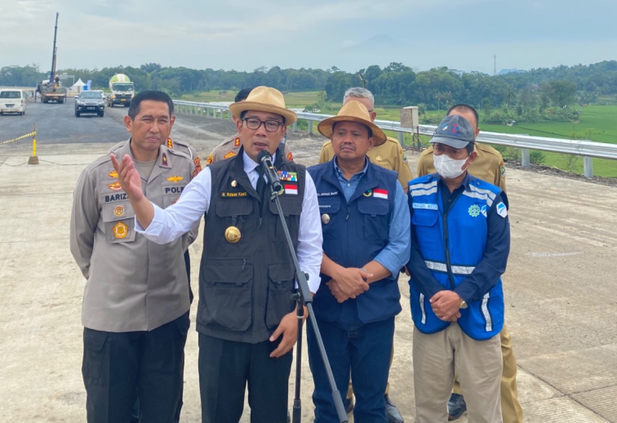 Sekilas Tentang Dayeuhluhur