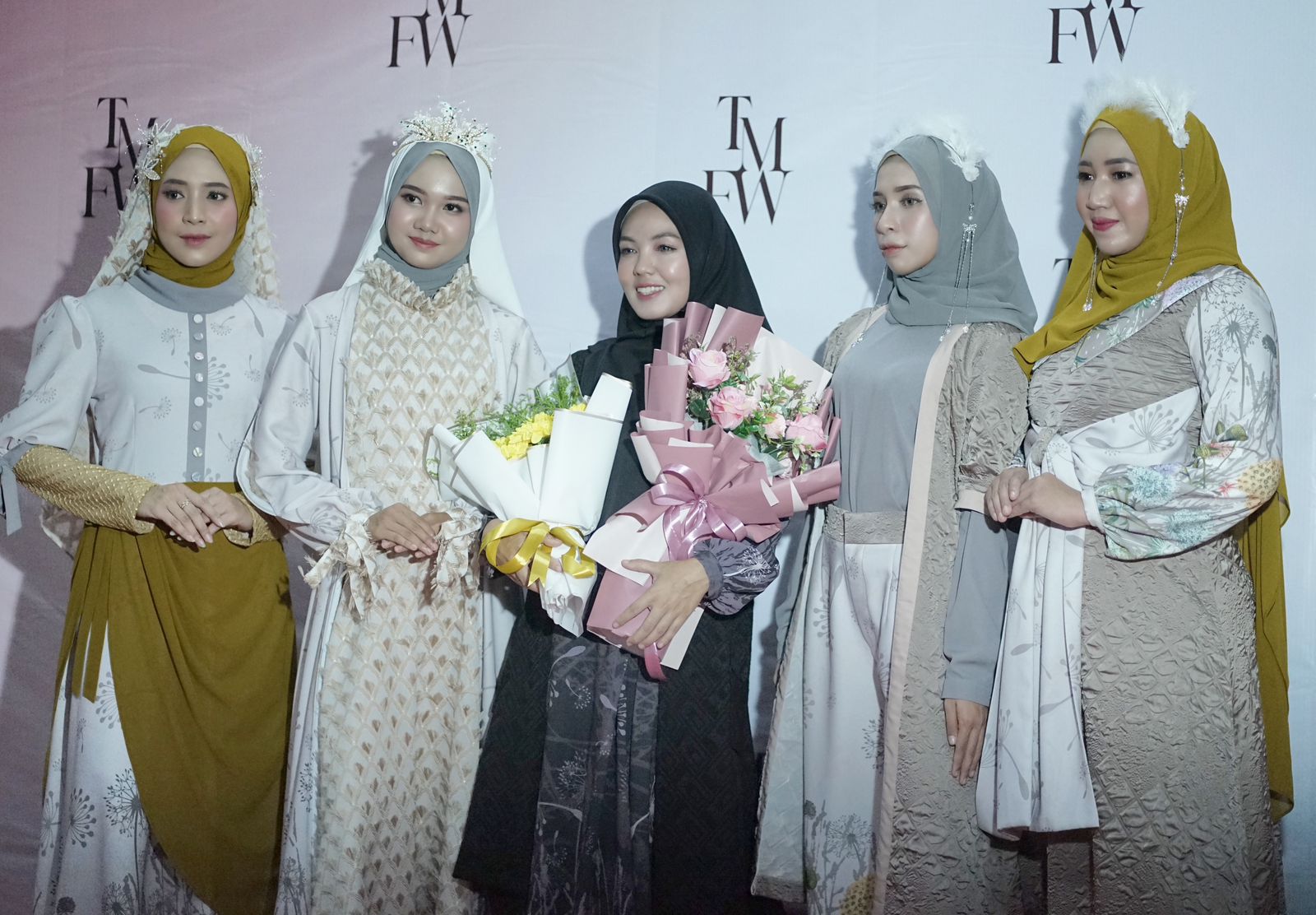 Sekilas Tentang Dayeuhluhur