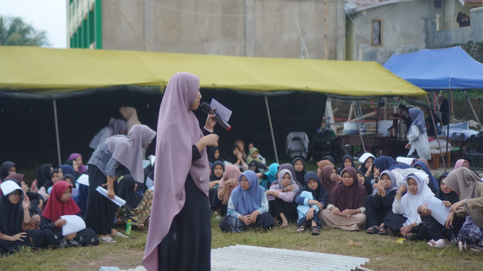 Sekilas Tentang Dayeuhluhur