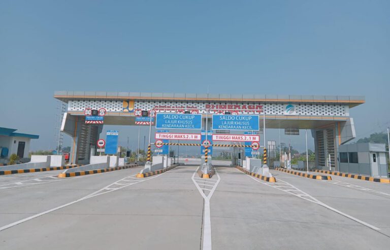 Sekilas Tentang Dayeuhluhur