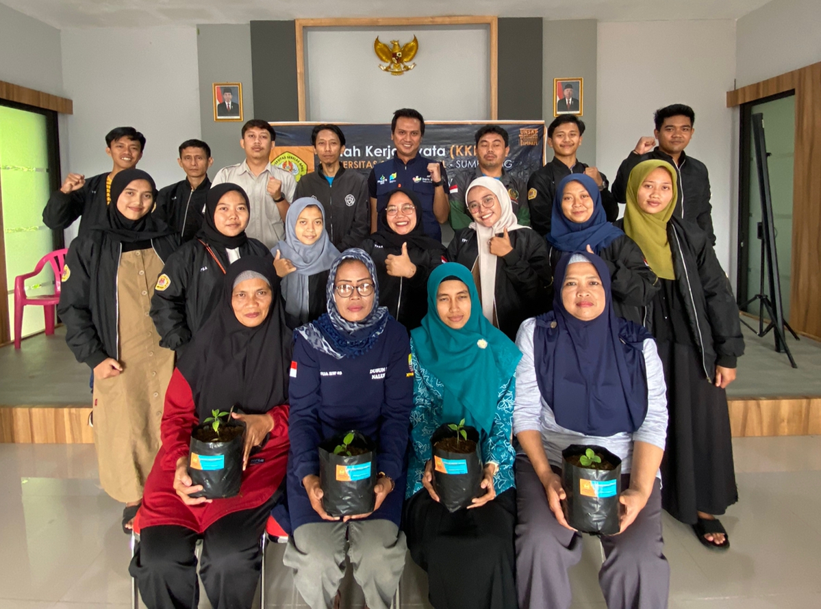 Sekilas Tentang Dayeuhluhur