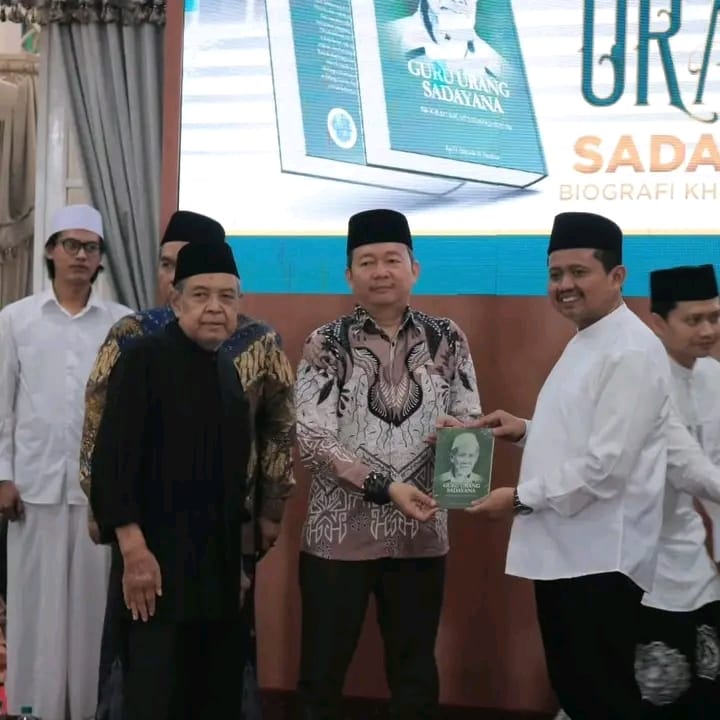 Sekilas Tentang Dayeuhluhur