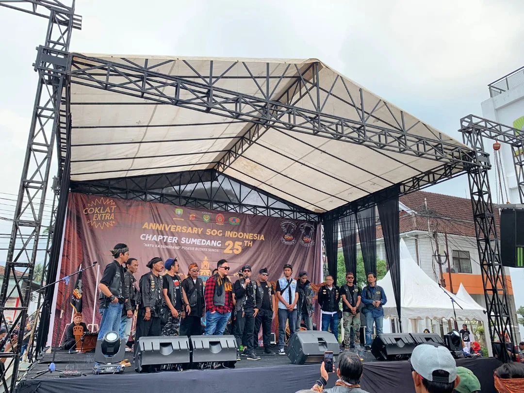 Sekilas Tentang Dayeuhluhur