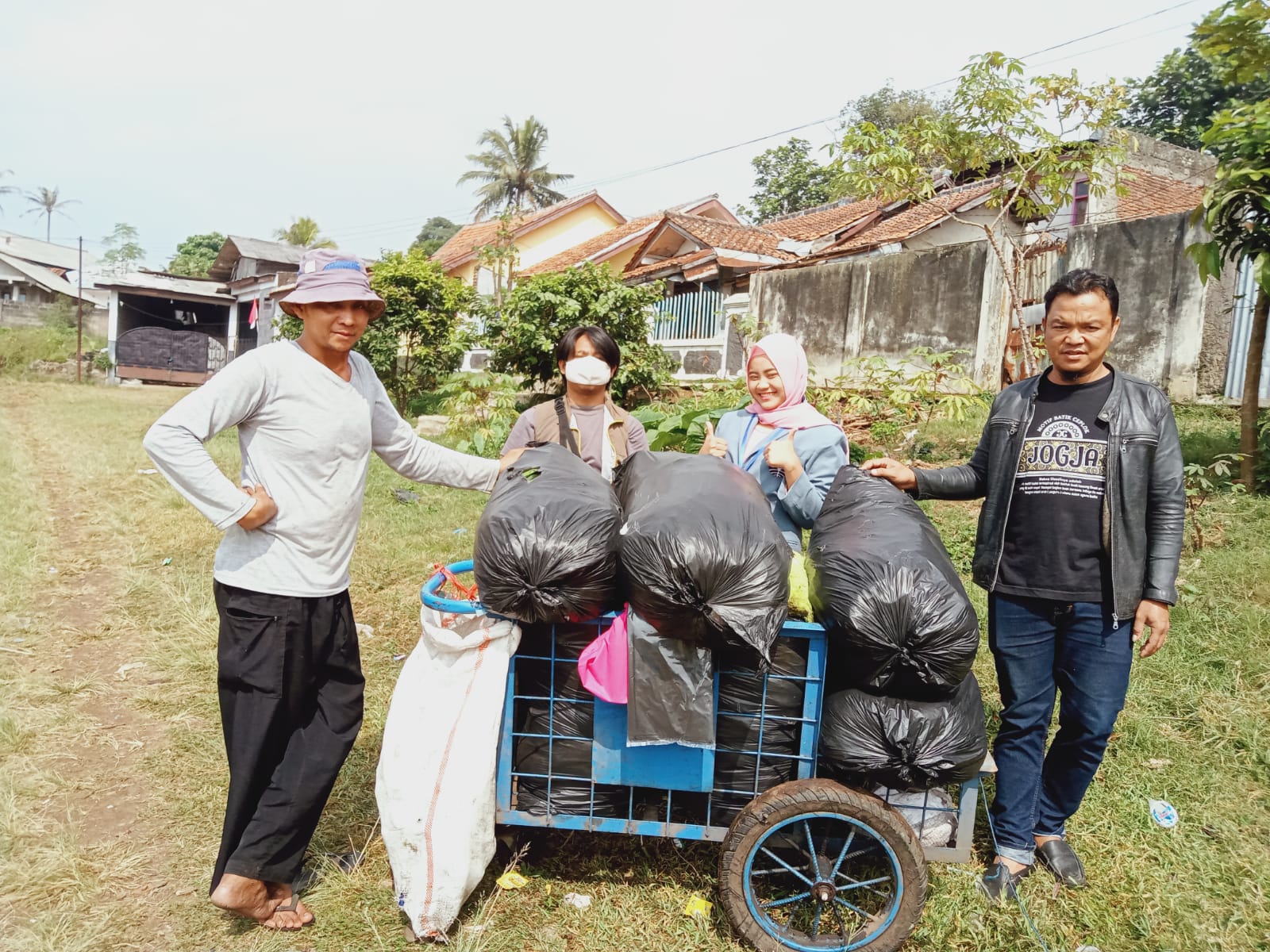 Sekilas Tentang Dayeuhluhur
