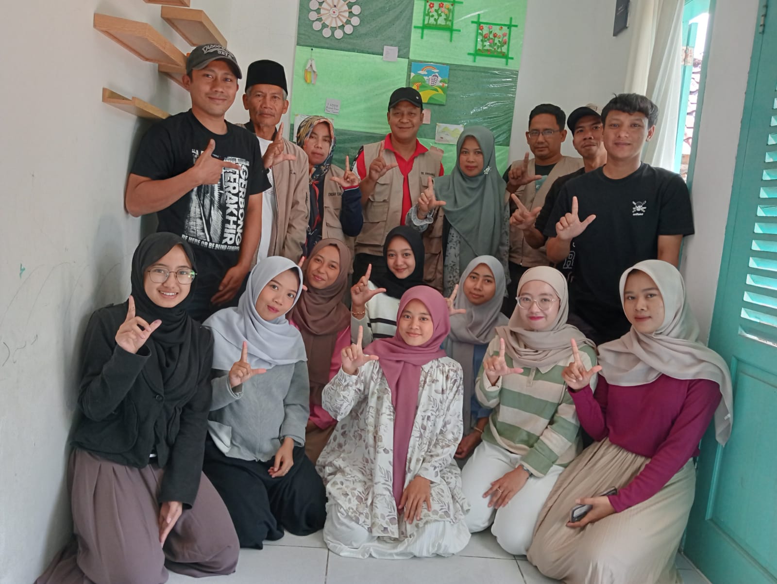 Sekilas Tentang Dayeuhluhur