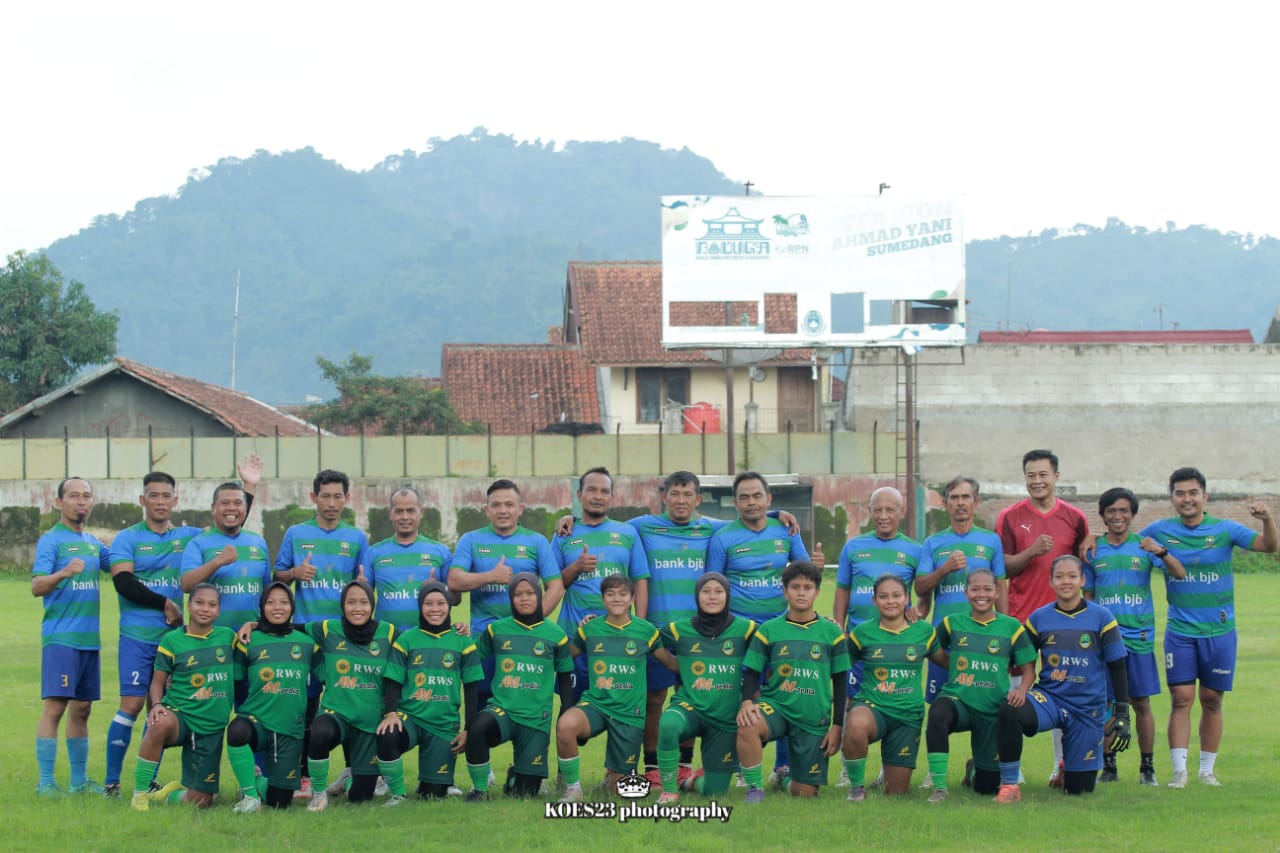 Sekilas Tentang Dayeuhluhur