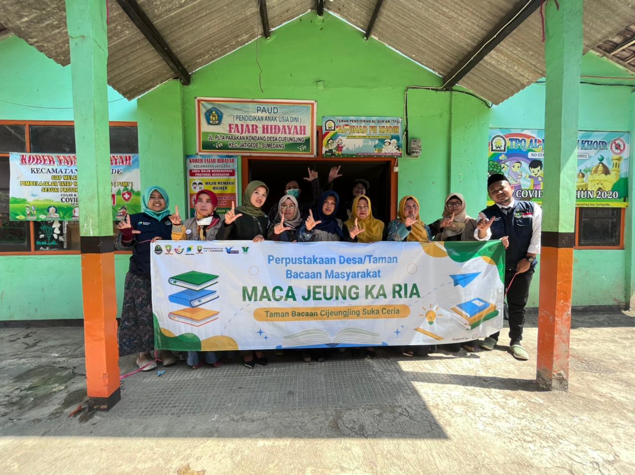 Sekilas Tentang Dayeuhluhur