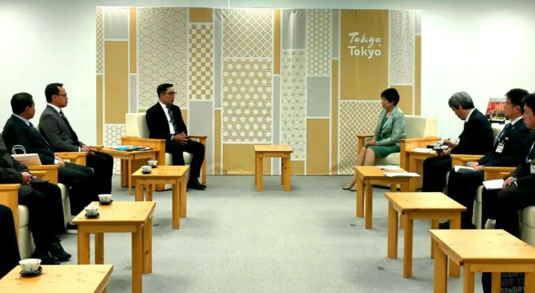 Sekilas Tentang Dayeuhluhur