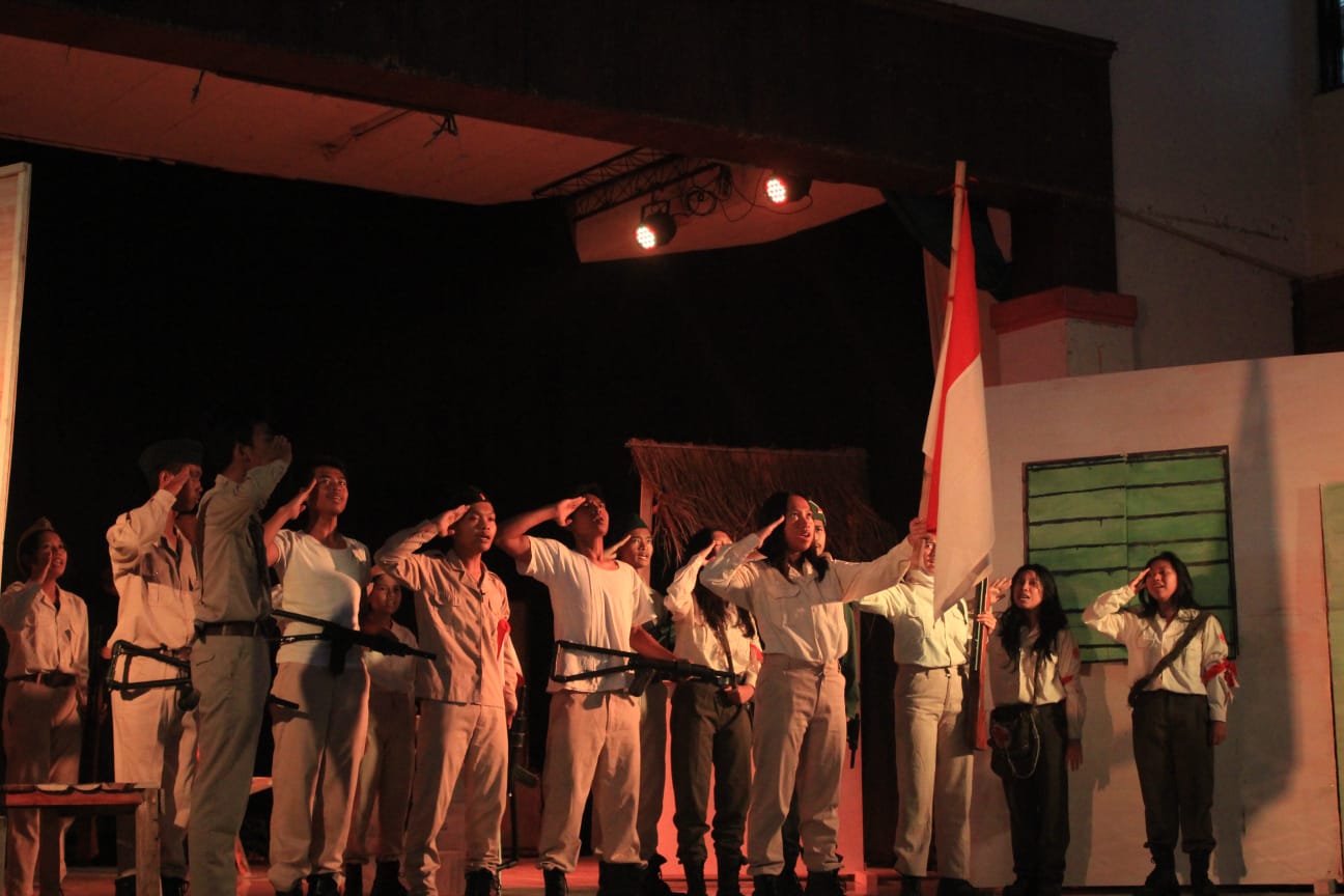 Sekilas Tentang Dayeuhluhur