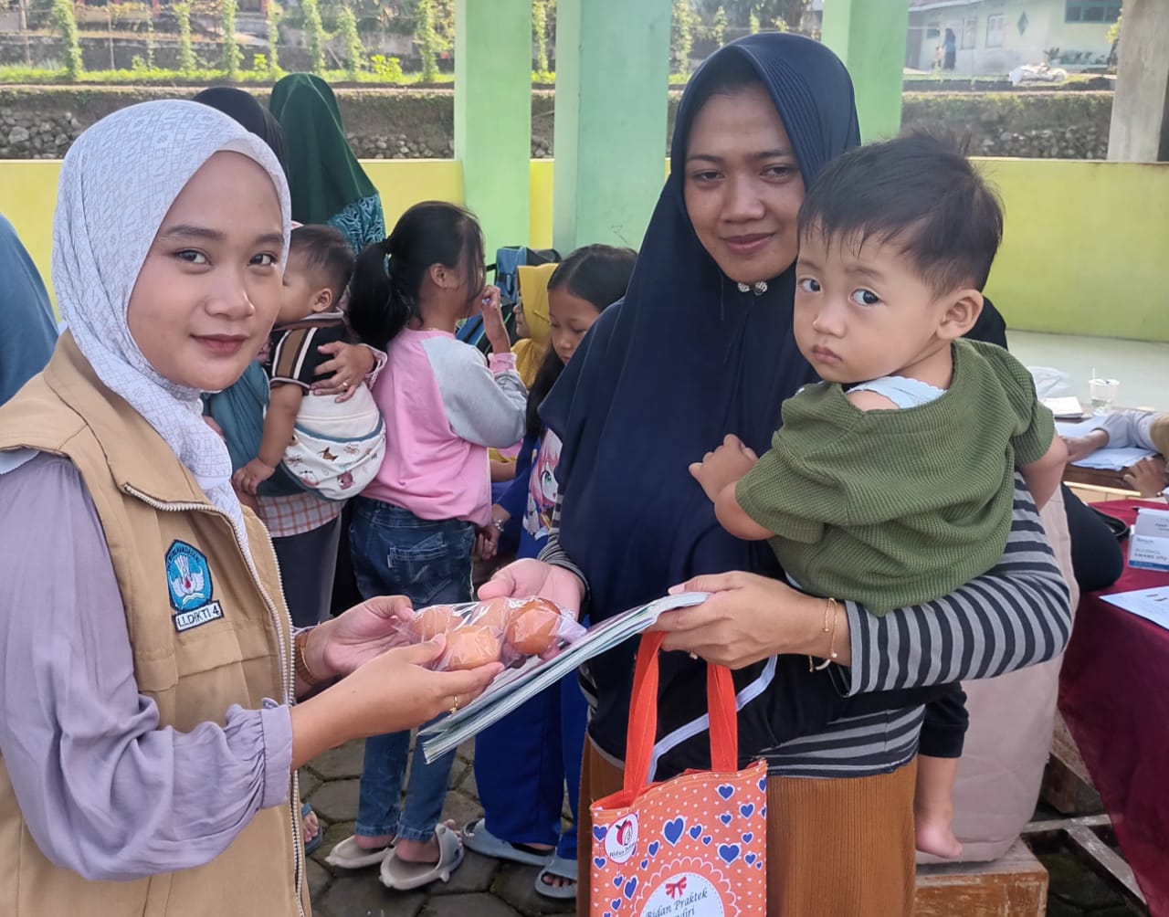 Sekilas Tentang Dayeuhluhur