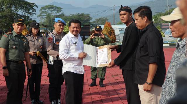 Sekilas Tentang Dayeuhluhur