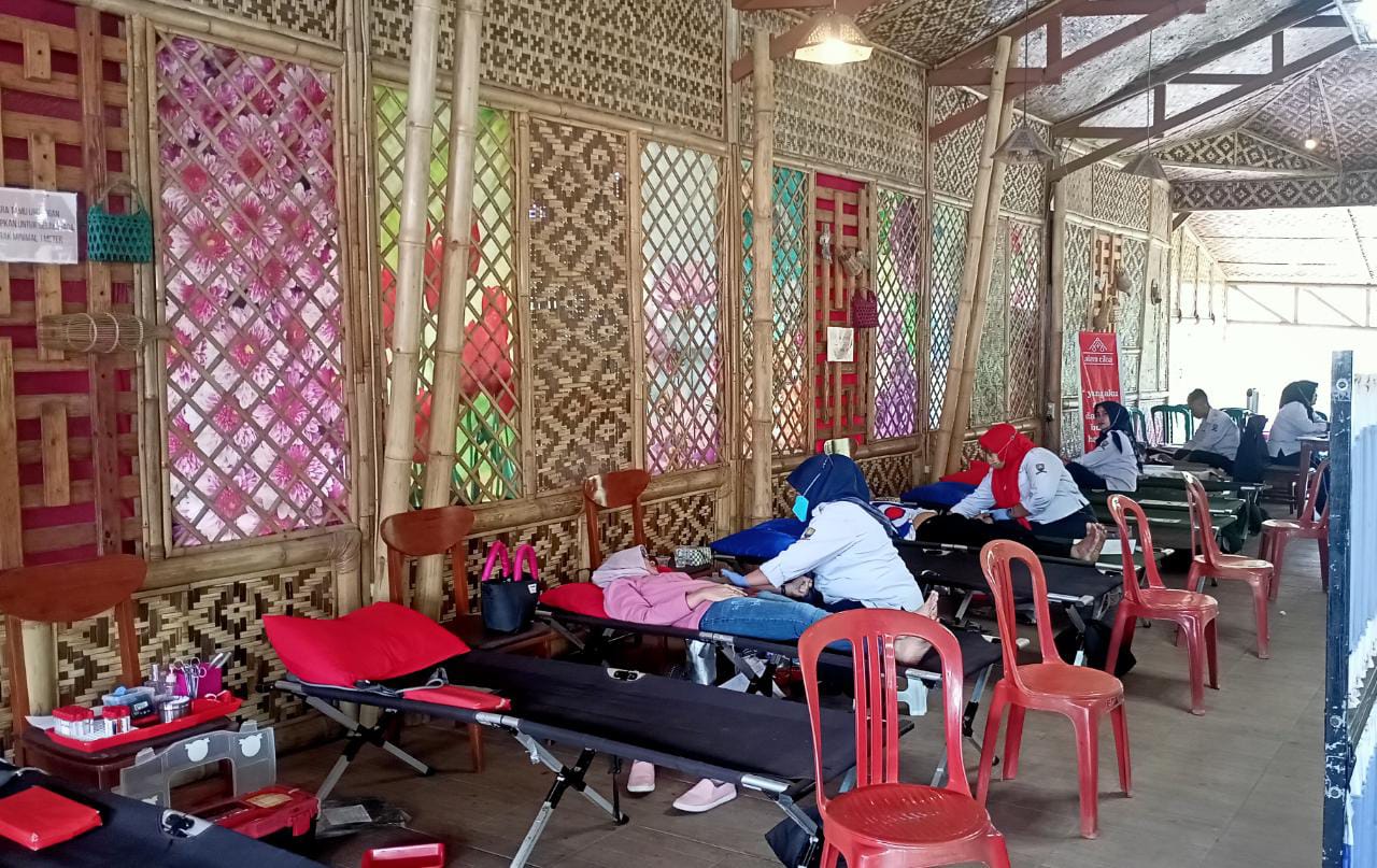 Sekilas Tentang Dayeuhluhur