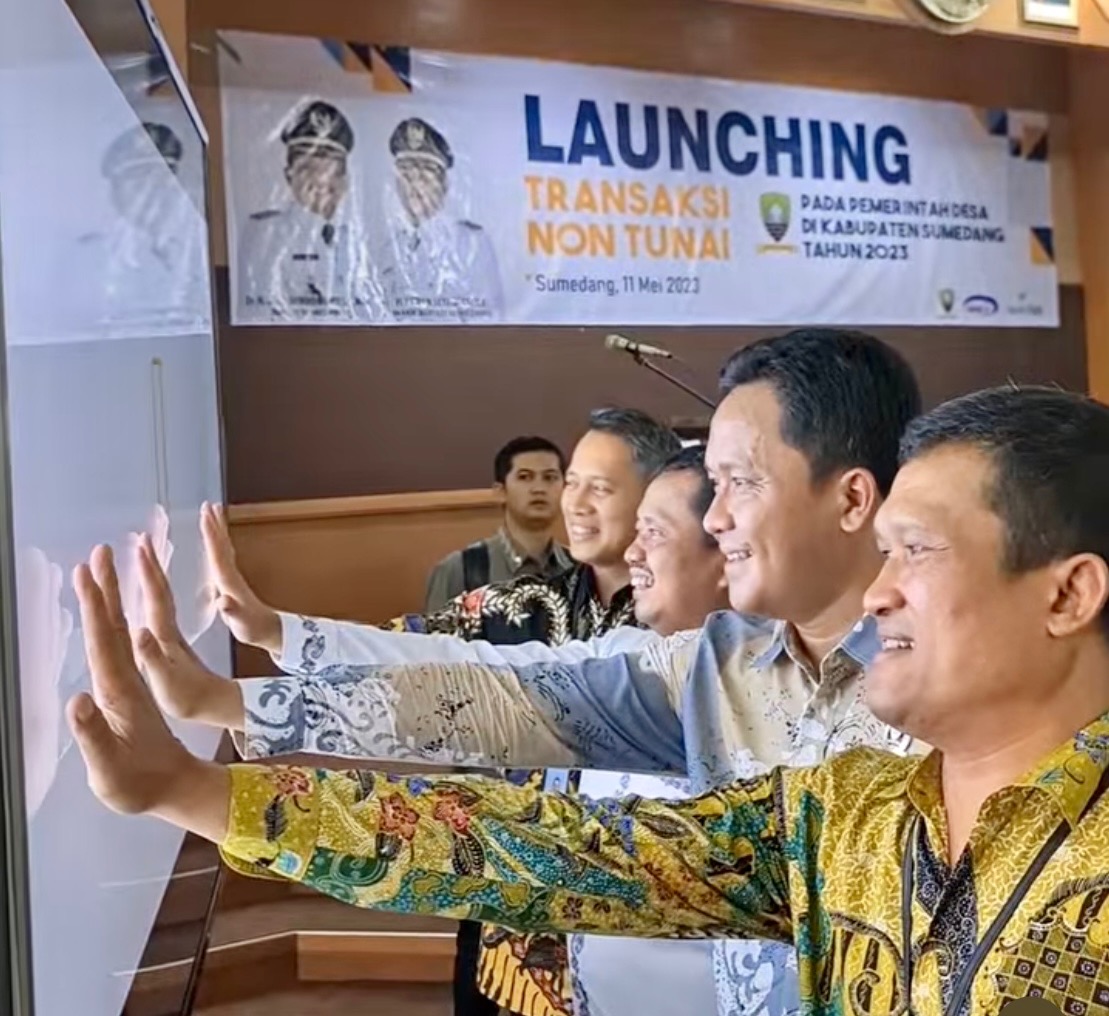 Sekilas Tentang Dayeuhluhur