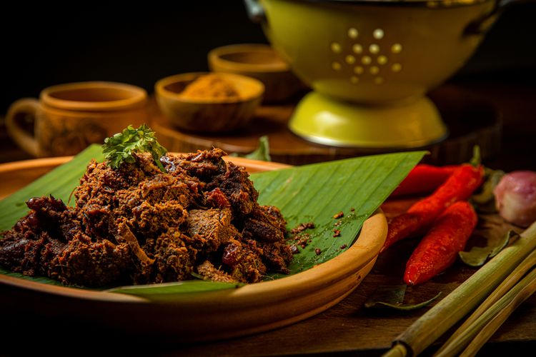 Sekilas Tentang Dayeuhluhur