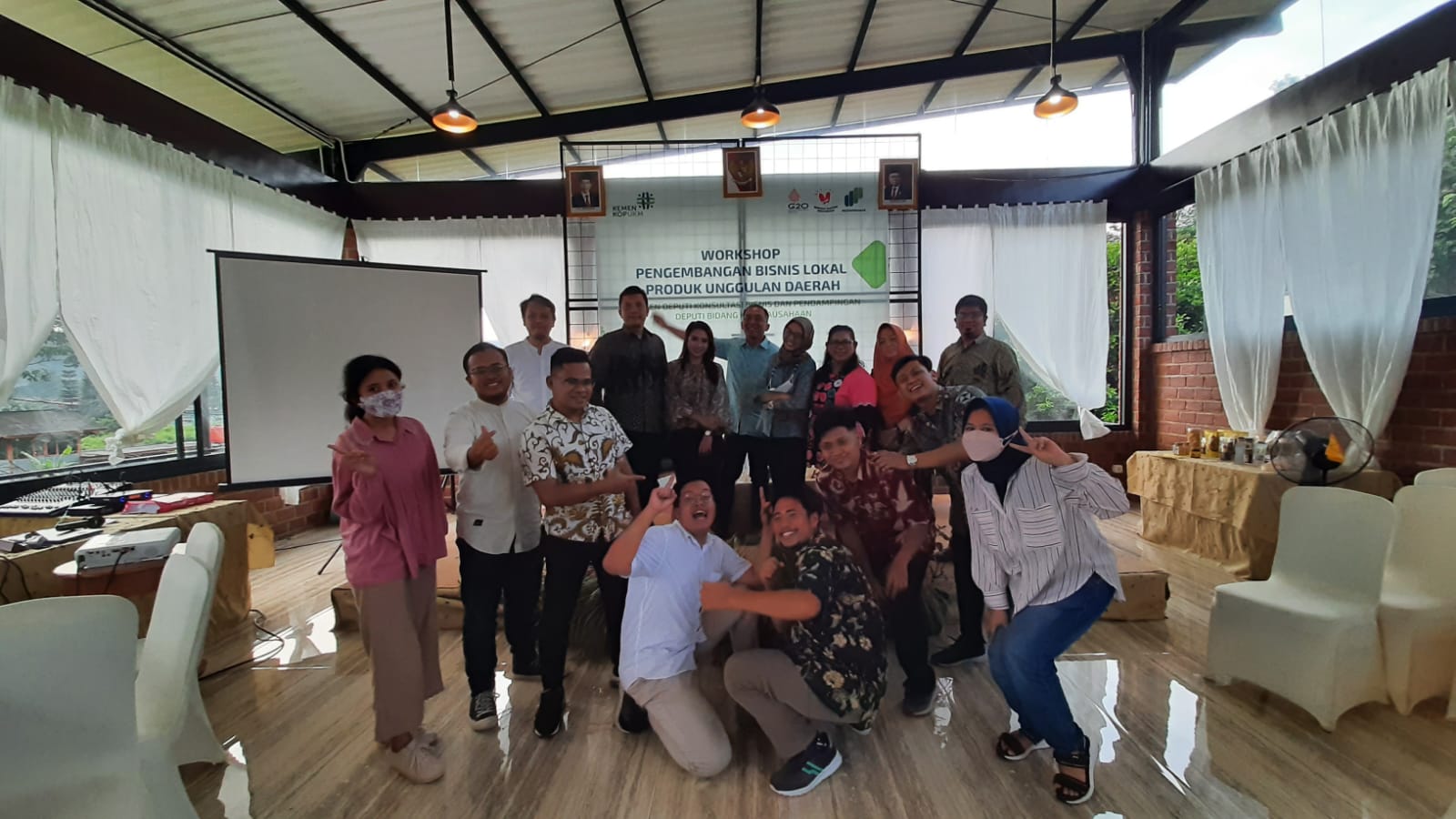 Sekilas Tentang Dayeuhluhur