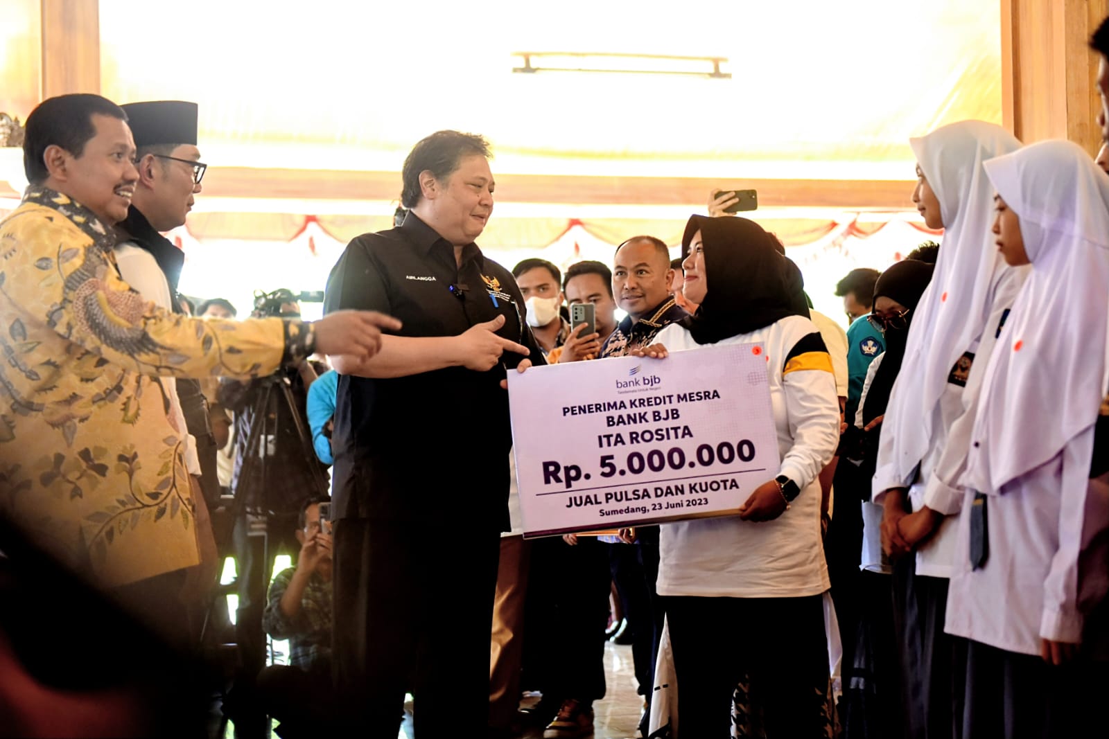 Sekilas Tentang Dayeuhluhur