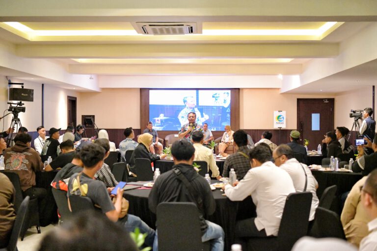 Sekilas Tentang Dayeuhluhur