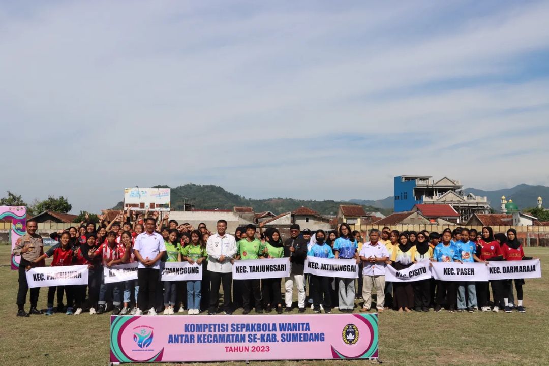 Sekilas Tentang Dayeuhluhur