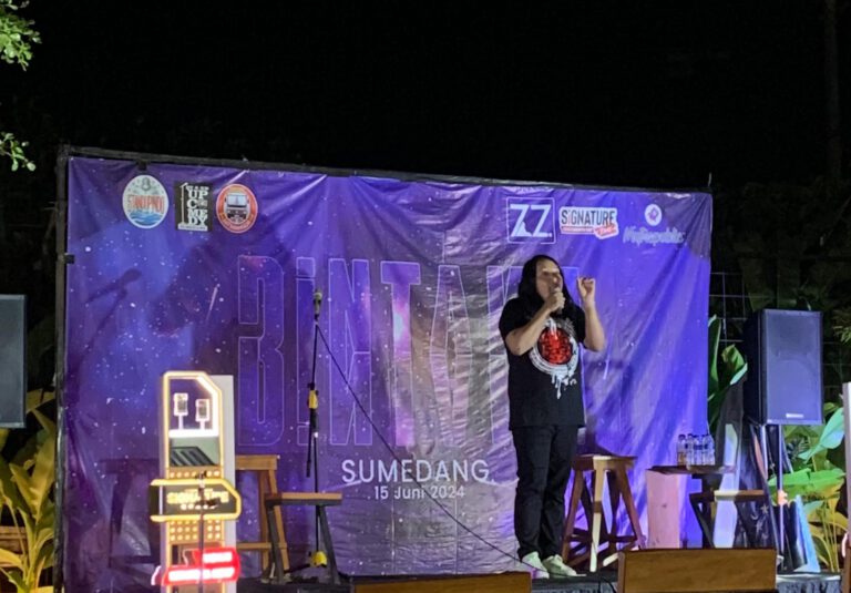 Sekilas Tentang Dayeuhluhur
