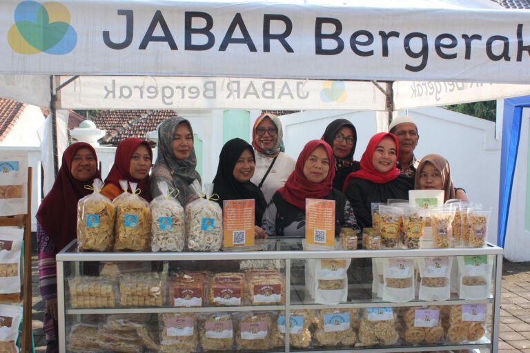 Sekilas Tentang Dayeuhluhur