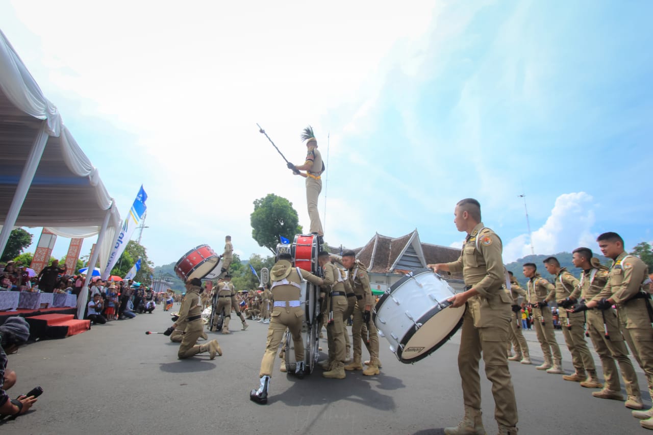 Sekilas Tentang Dayeuhluhur