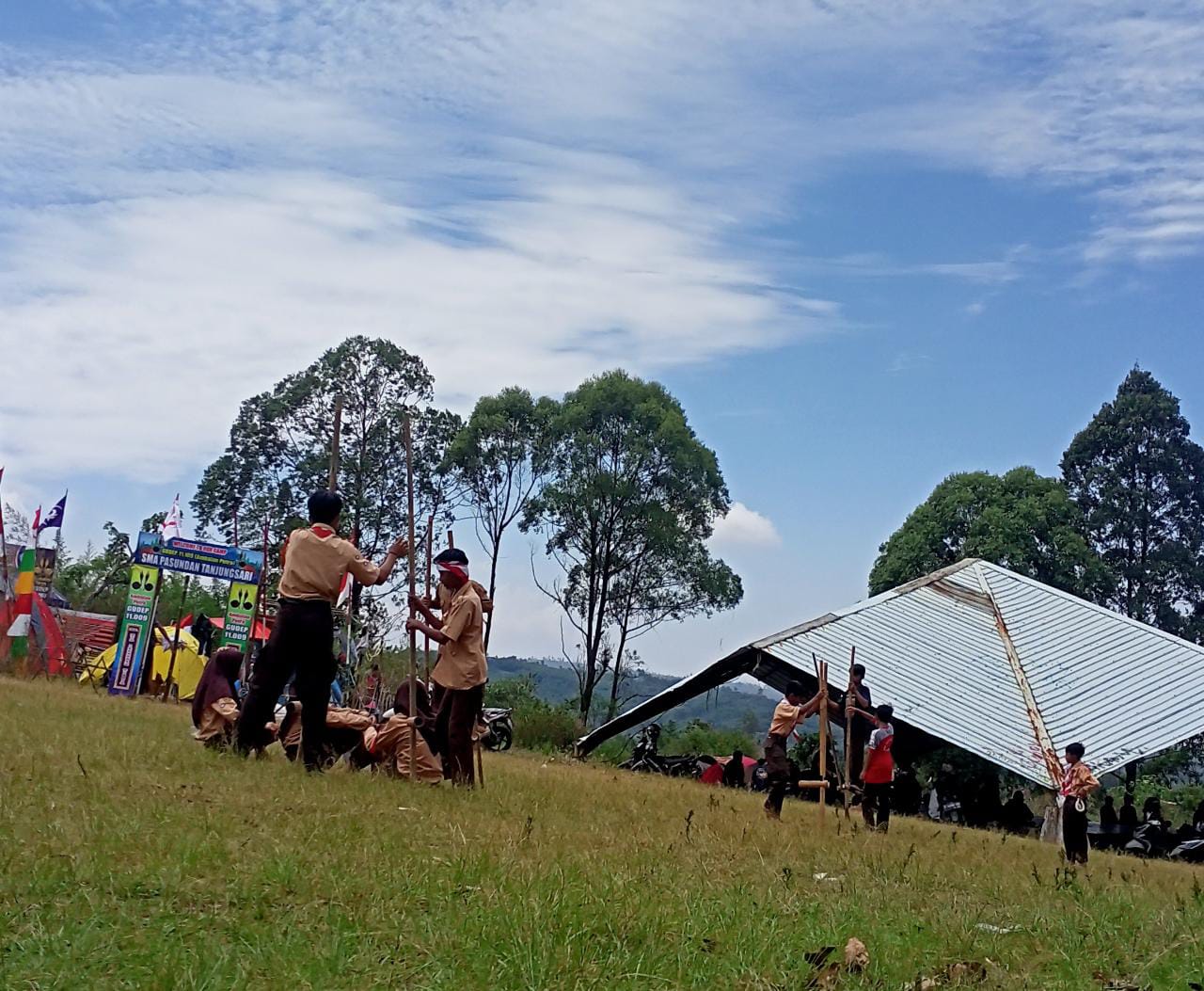 Sekilas Tentang Dayeuhluhur