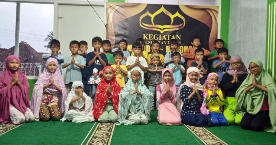 Sekilas Tentang Dayeuhluhur