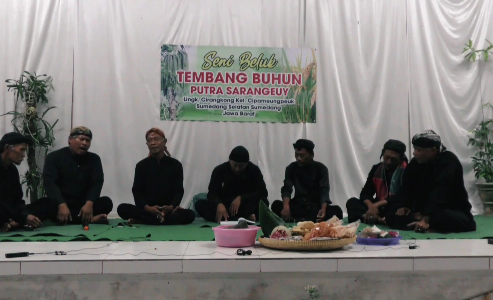 Sekilas Tentang Dayeuhluhur