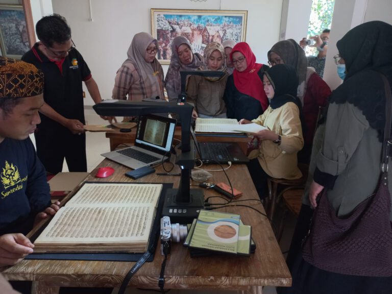 Sekilas Tentang Dayeuhluhur