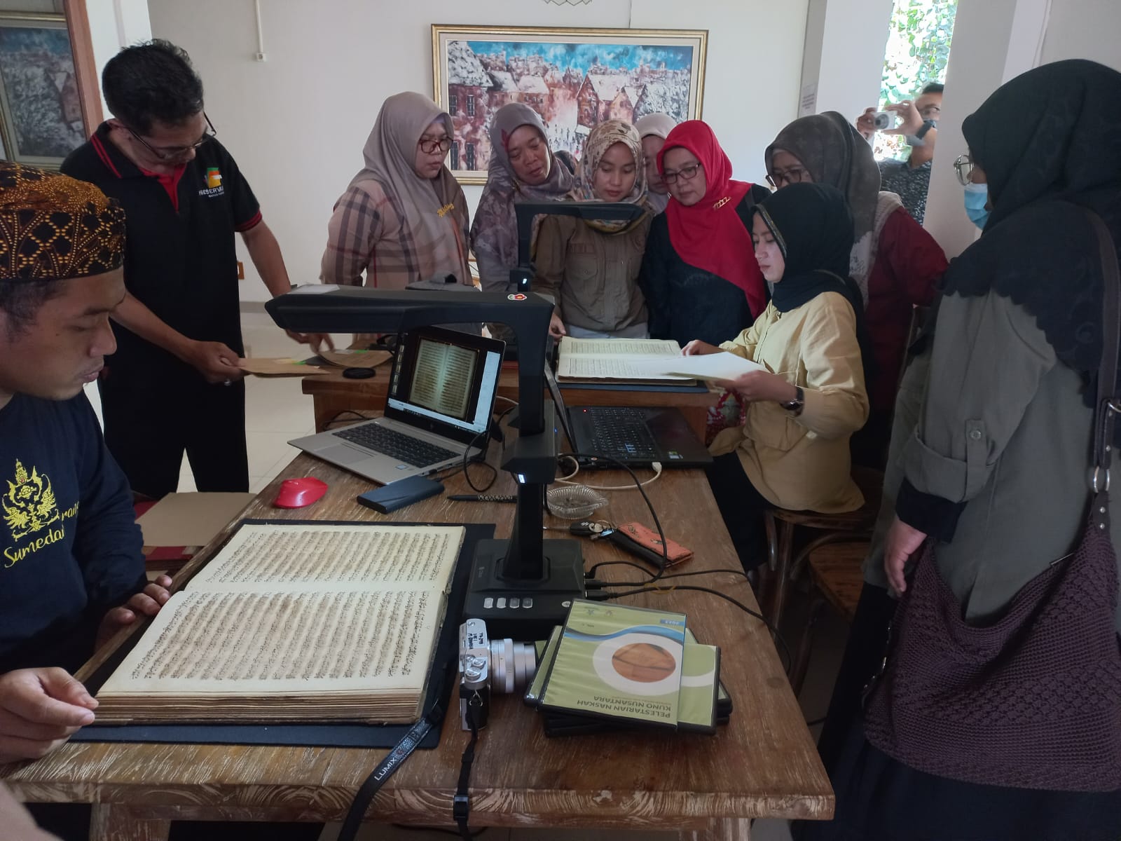 Sekilas Tentang Dayeuhluhur
