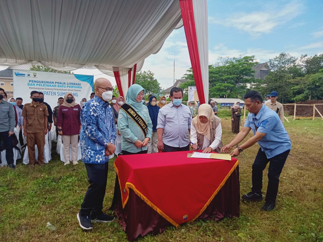 Sekilas Tentang Dayeuhluhur