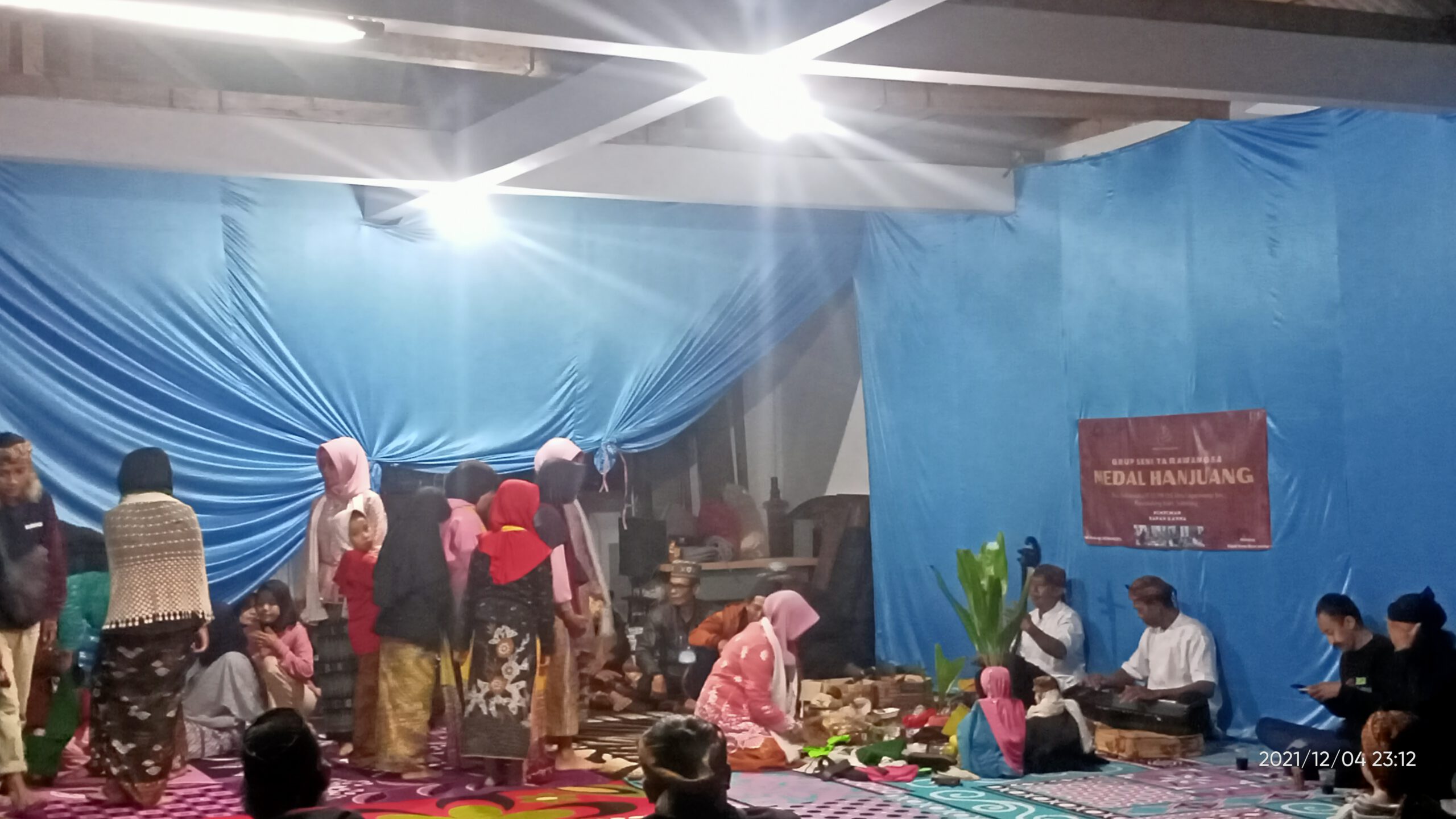 Sekilas Tentang Dayeuhluhur