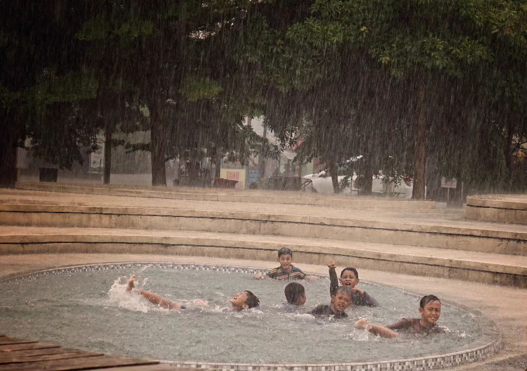 Sekilas Tentang Dayeuhluhur