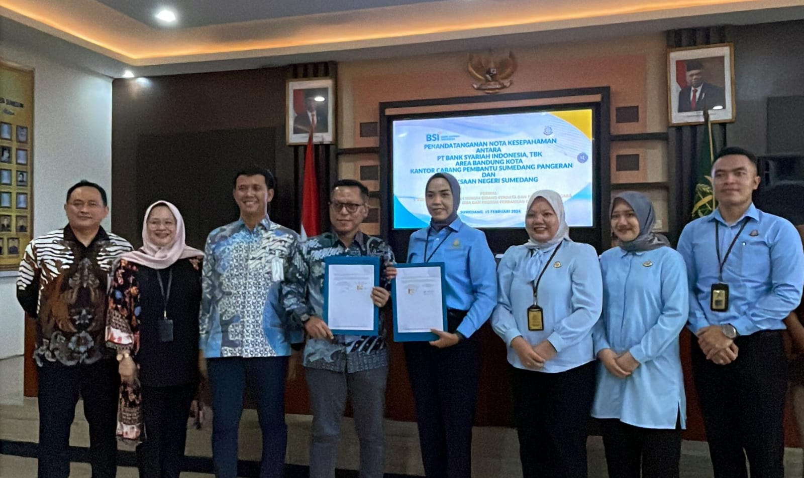 Sekilas Tentang Dayeuhluhur