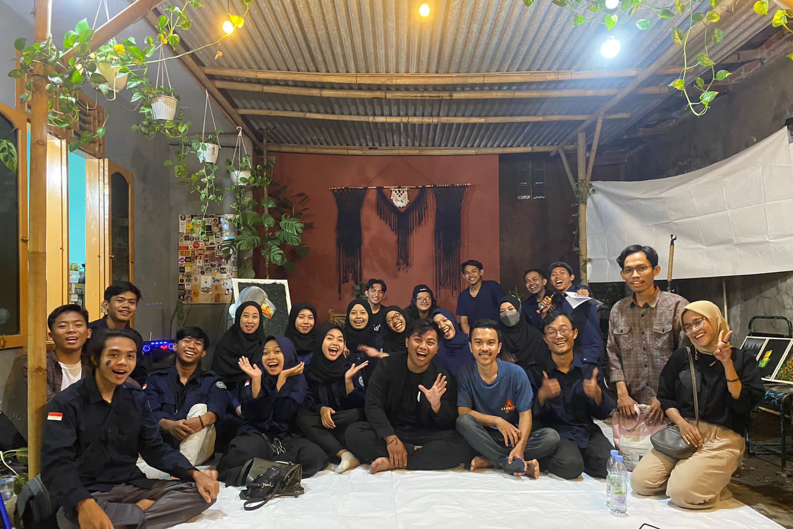 Sekilas Tentang Dayeuhluhur